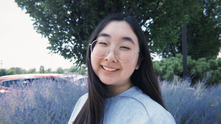 Hannah Shin smiling in headshot