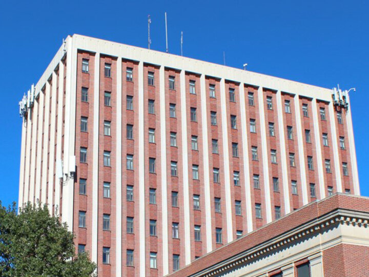 Image of Oldfather Hall where students can meet with their career coach.